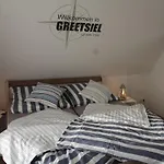 With 2 Bedrooms *
